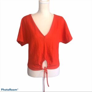 Zara Cropped keyhole waist tie crinkle short sleeve v-neck